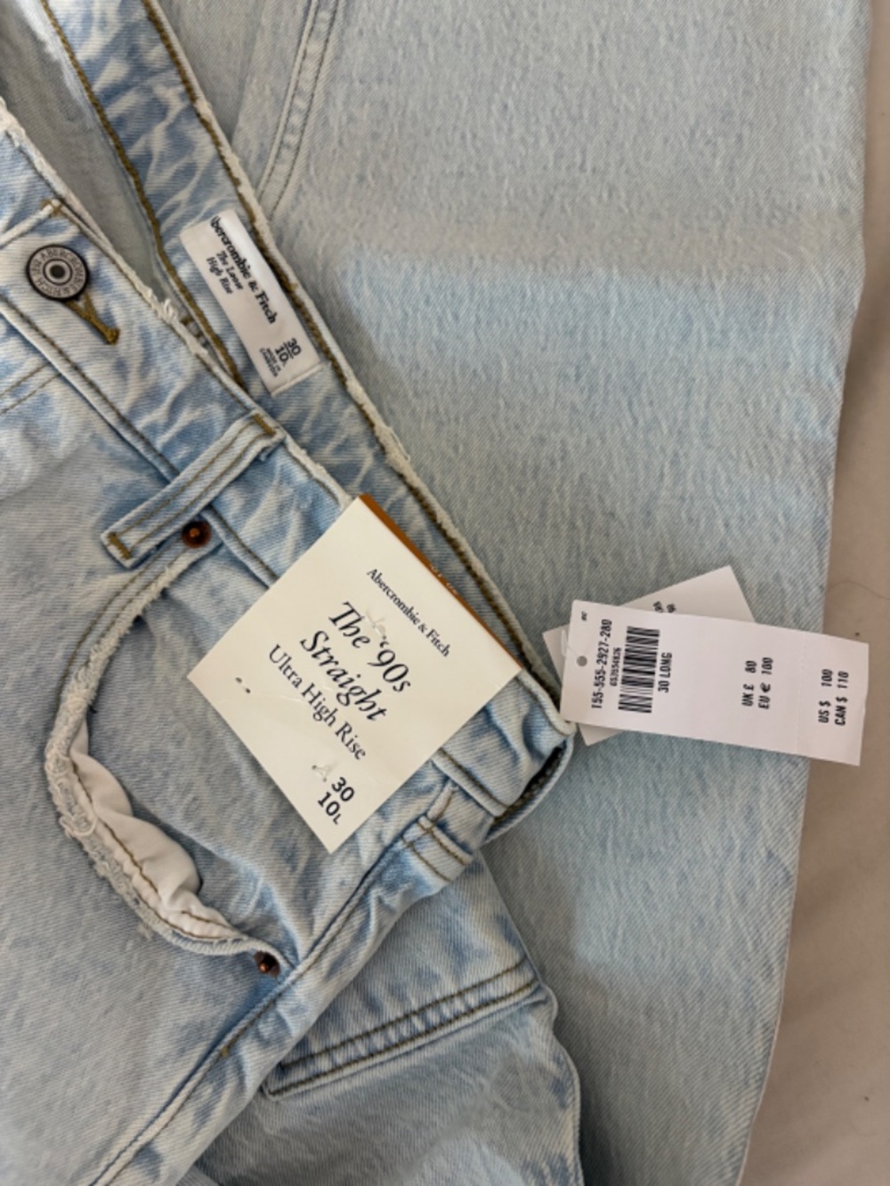 Abercrombie and Fitch 90's Straight Jean Ultra High Rise